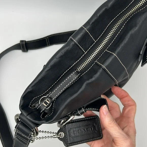 Coach H05Q-1452 Vintage Soho Slim Duffle Shoulder Crossbody Bag Black EUC - Picture 6 of 15